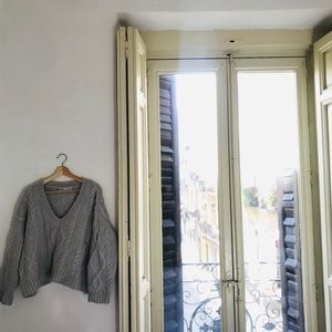 Zara’s oversized sweater